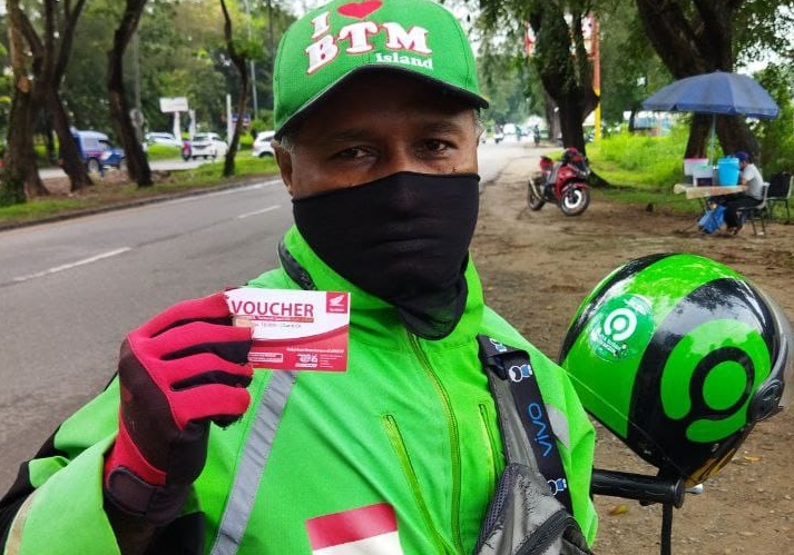 Dengan mobilitas yang padat para driver Ojek Online dapat tetap merawat sepeda motor Honda kesayangannya dengan harga khusus.