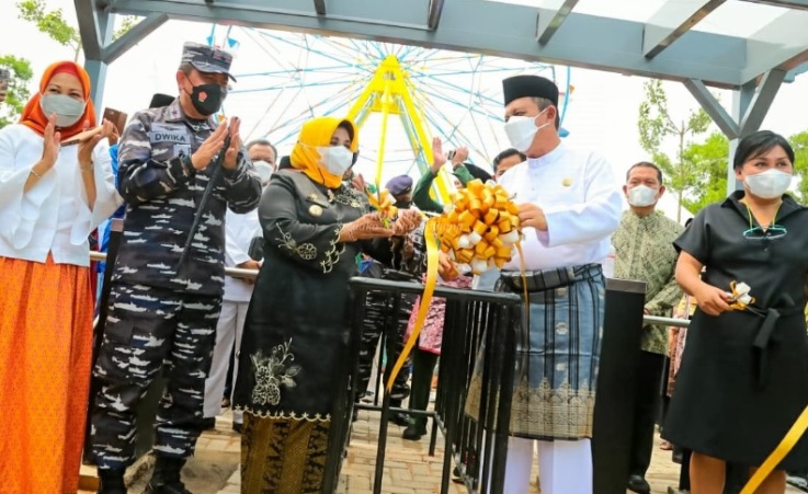 Gubernur Kepri Ansar Ahmad meresmikan pembukaan Trans Studio Garden (TSG) Tanjungpinang, Jumat 12 November 2021.
