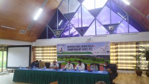 Konferensi pers turnamen Internasional Batam Glof Championship Series II di SouthLink Country Club, Tiban, Selasa 16 November 2021.