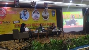 Anggota DPRD Provinsi Kepri Uba Ingan Sigalingging dalam acara di Hotel Travelodge Batam, Kamis 11 November 2021.