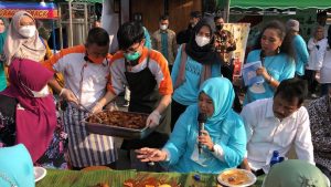 Harris Resort Barelang Batam mendapatkan juara 1 dalam lomba membuat Ayam Saus Peri-Peri