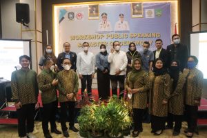 Workshop Public Speaking dan Master of Ceremony di Hotel AsiaLink Batam.