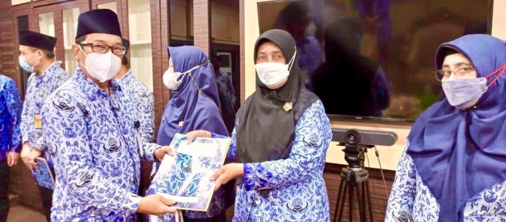 Pemko Batam memperingati Hari Ulang Tahun ke-50 KORPRI Tahun 2021.