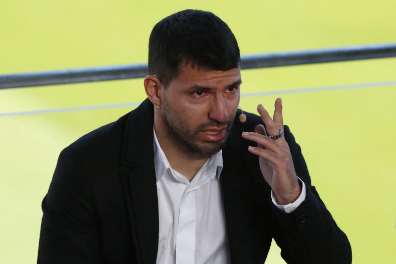 Sergio Aguero Gantung Sepatu
