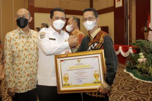 CD6E2295-47B5-4B00-9C0A-D793944CDE4D Penghargaan keterbukaan informasi
