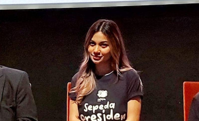 Ariel Tatum Sepeda Presiden