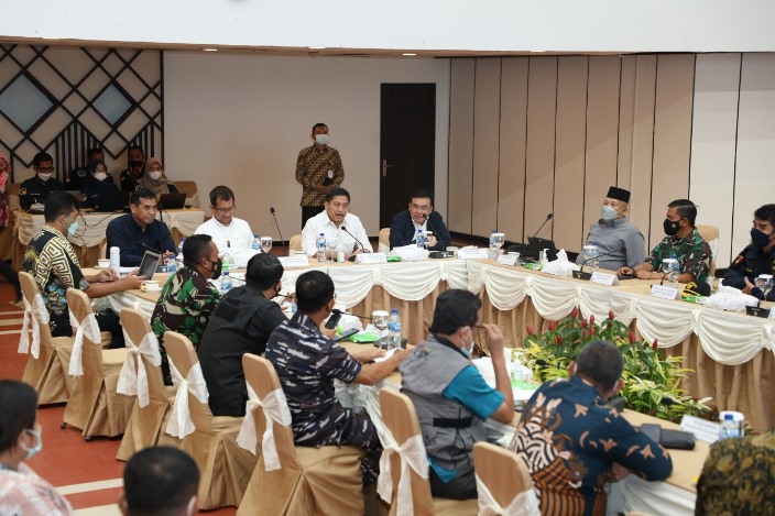 Kemenko Marves melaksanakan Rakor Pengendalian dan Pengelolaan Limbah B3 dari Kegiatan Perkapalan dan Pelabuhan bersama Badan Pengusahaan (BP) Batam.
