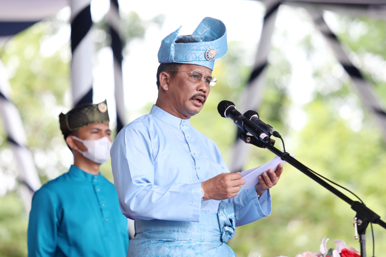 Wali Kota Batam, Muhammad Rudi sebagai inspektur upacara HJB ke 192 (Foto/Humas Pemko Batam)