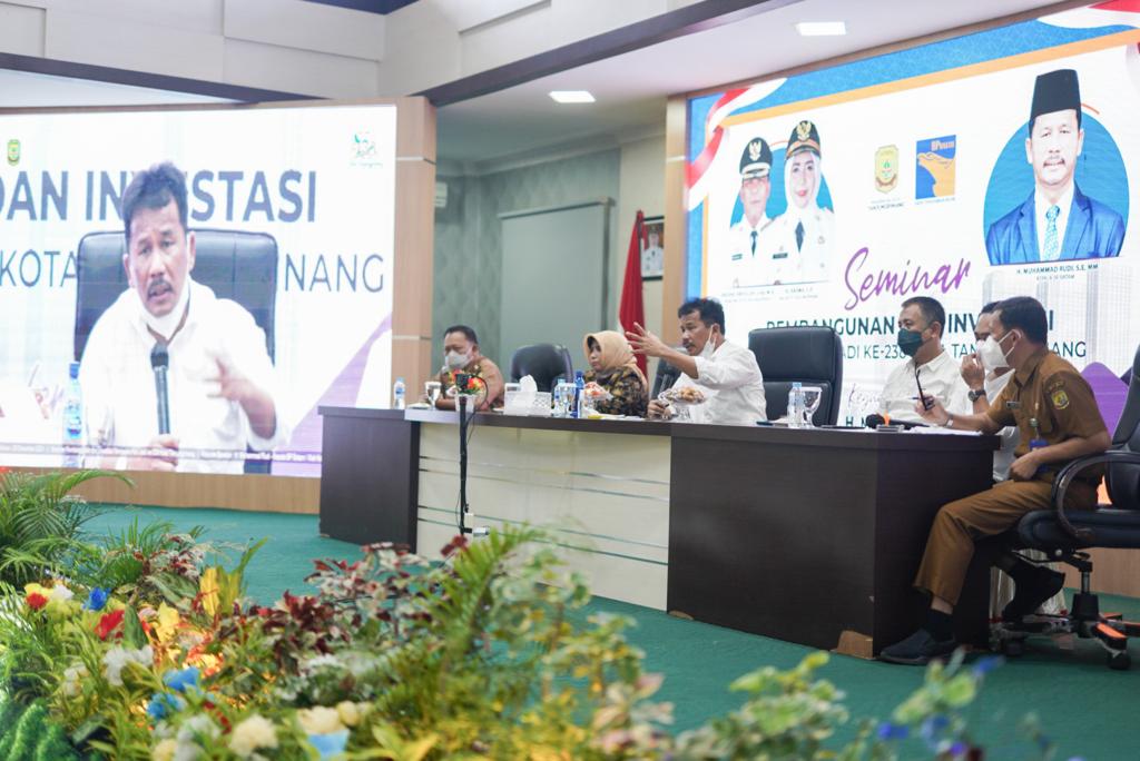 Wali Kota Batam, Muhammad RudiJadi Pembicara Seminar Pembangunan dan Investasi di Tanjungpinang