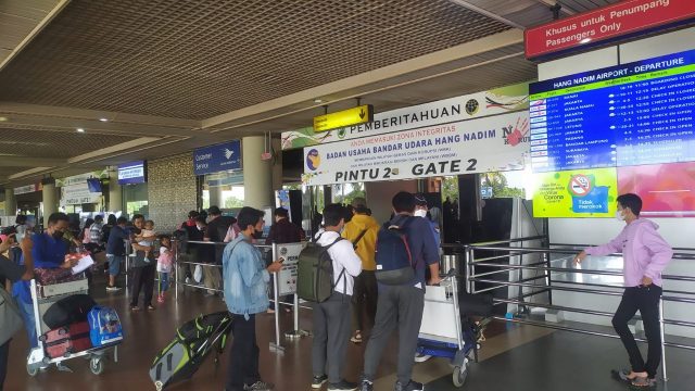 Tinggalkan Batam Bandara