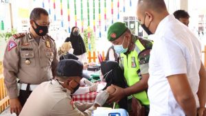 Vaksinasi di Lingga Vaksinasi di Lingga