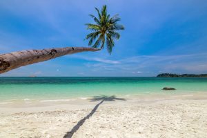 Pantai di Bintan