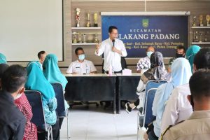 Wakil Wali Kota Batam, Amsakar Achmad memimpin rembug stunting