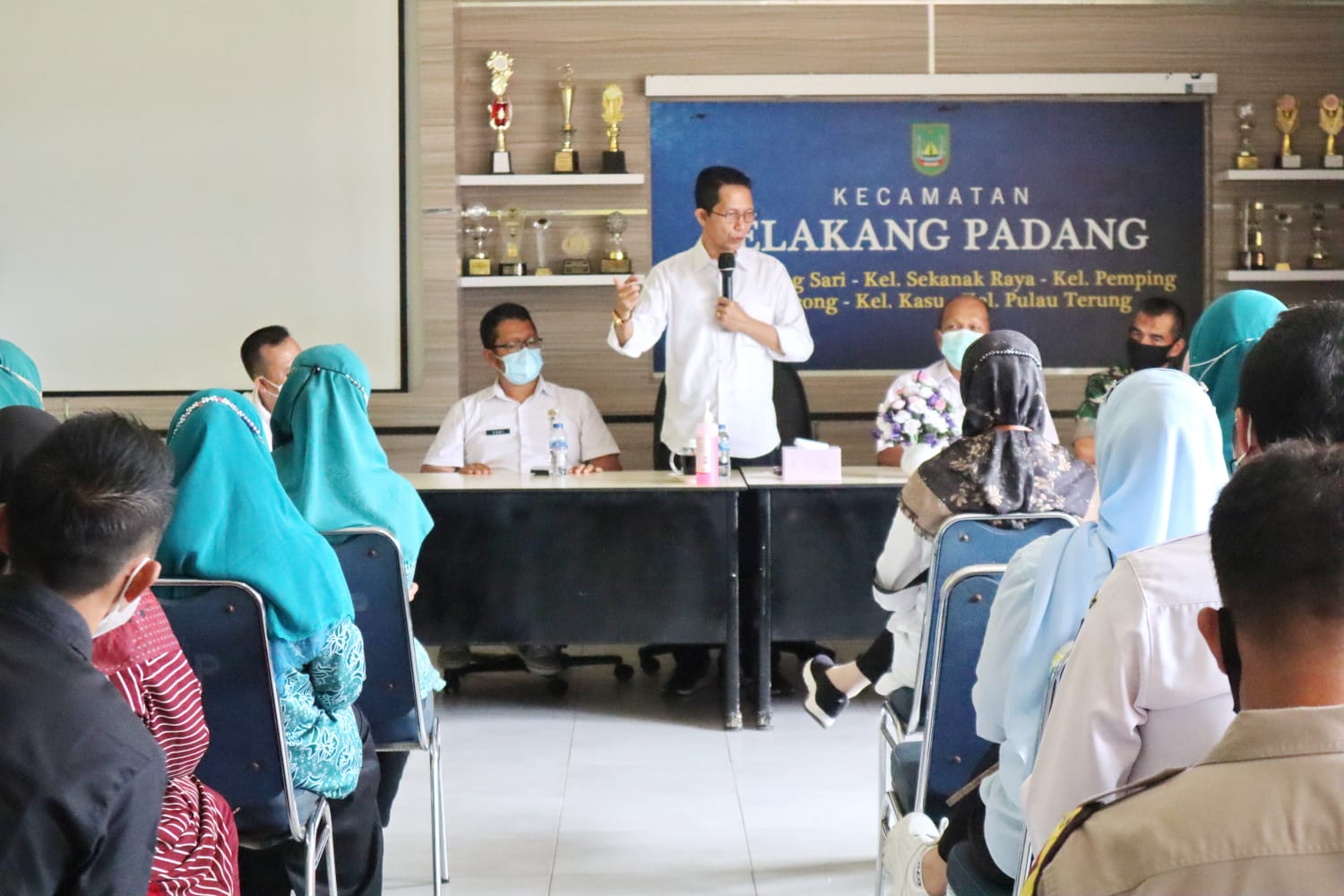 Wakil Wali Kota Batam, Amsakar Achmad memimpin rembug stunting