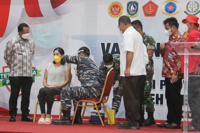 Penduduk yang sudah dibooster