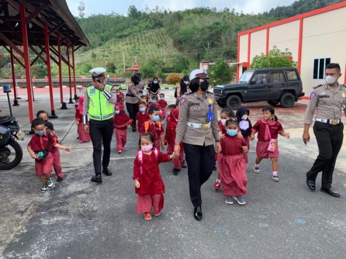 Polisi Sahabat Anak