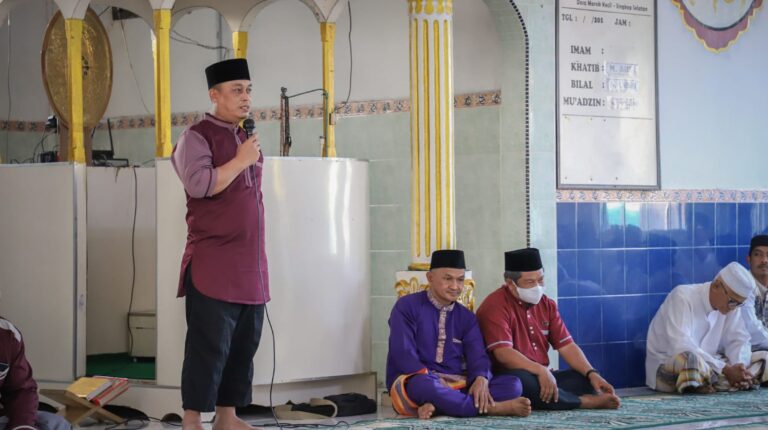 Bupati Lingga