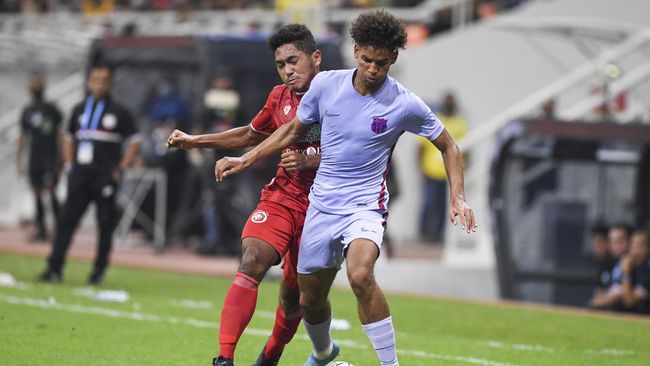 Barcelona muda ditahan imbang