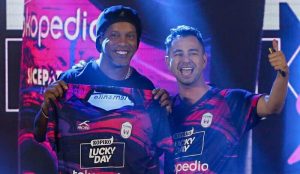 Putra ronaldinho gabung barcelona
