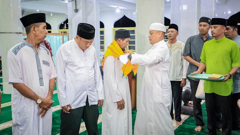 Jemaah calon haji Lingga