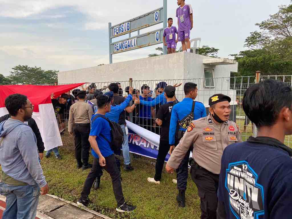 Persib vs Batam Selection