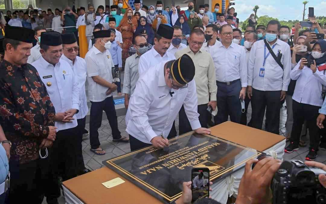 Airlangga Masjid Tanjak