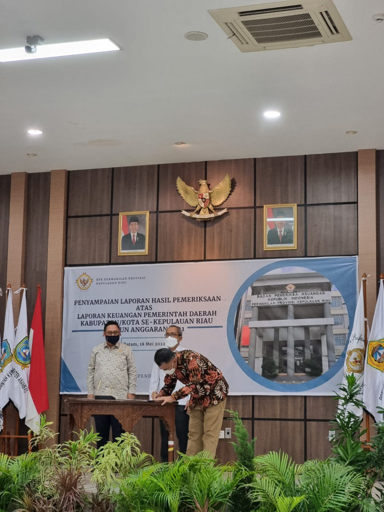 Ketua DPRD Natuna