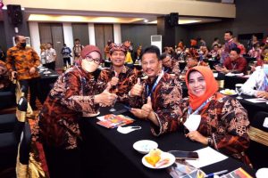 Rakernas Apeksi di Padang