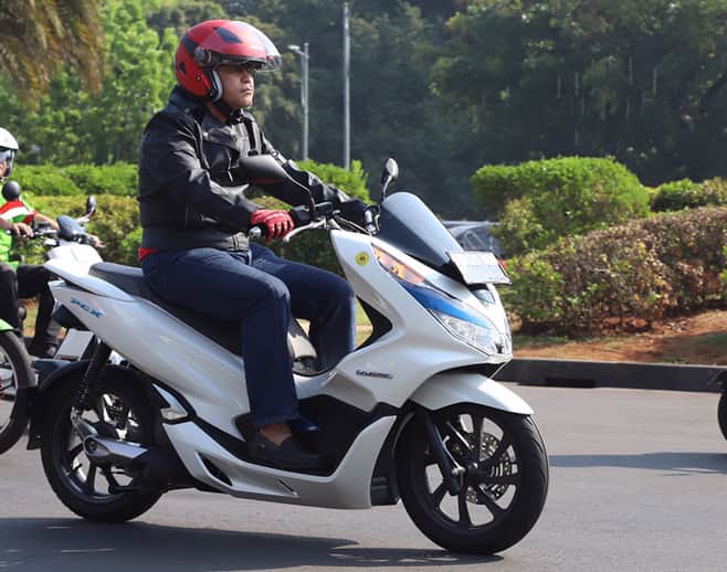 Motor listrik honda