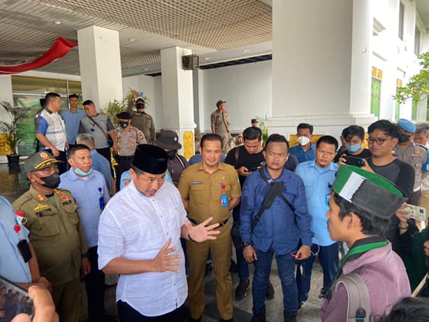 Unjuk rasa tolak BBM