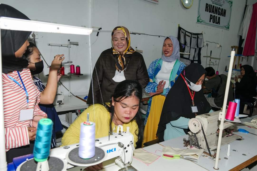 buka usaha dari menjahit