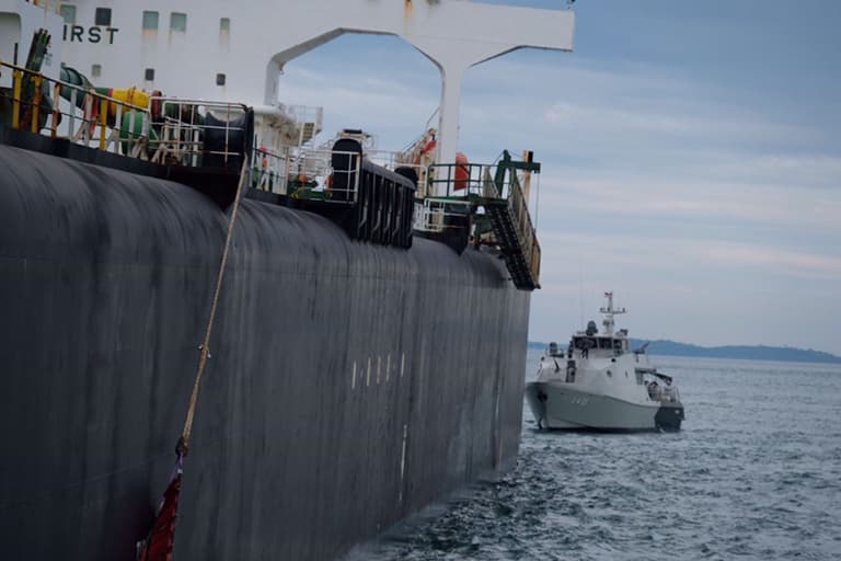Kapal MT Young Yong kandas