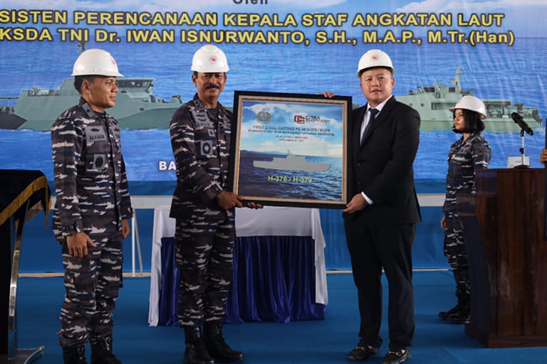 Kapal perang TNI AL yang diproduksi Batam