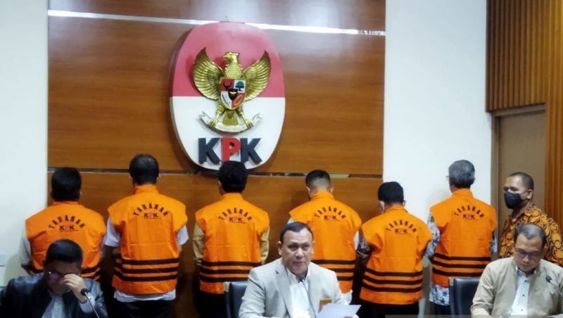 Tersangka bupati bangkalan