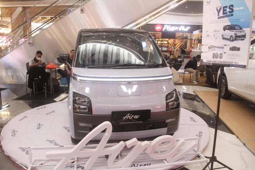 Harga wuling air ev batam
