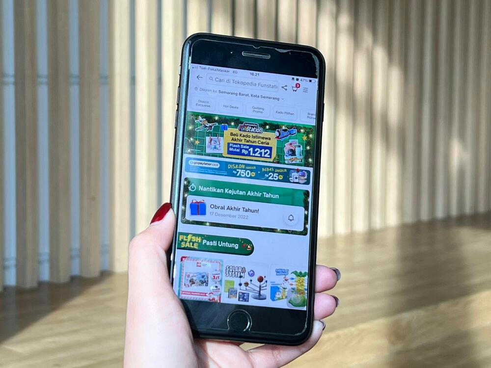 kado natal dan tahun baru