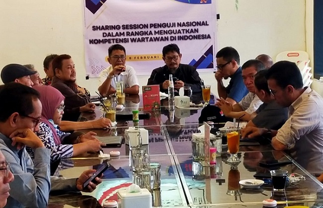 penguji ukw pwi