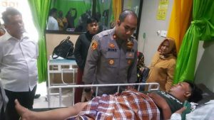 Polisi dikeroyok di Batam