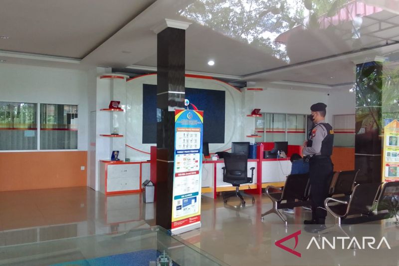kpk geledah bp bintna