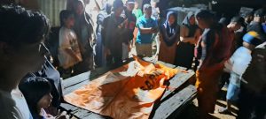 bocah tanjungsengkuang terseret banjir