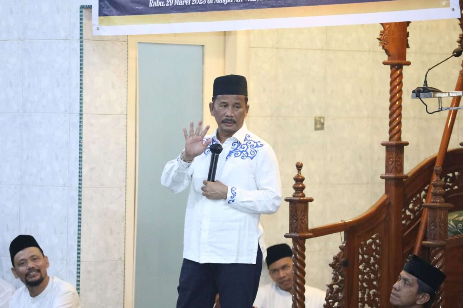 warga batam awasi pembangunan
