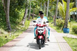 Pemimpin memanusiakan manusia