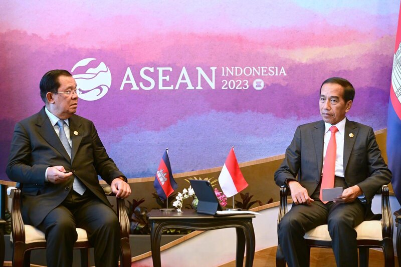 bendera indonesia terbalik sea games