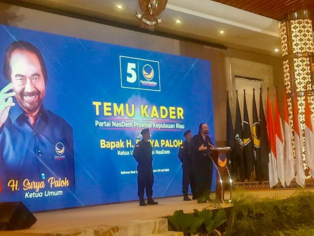 Surya Paloh Kepri