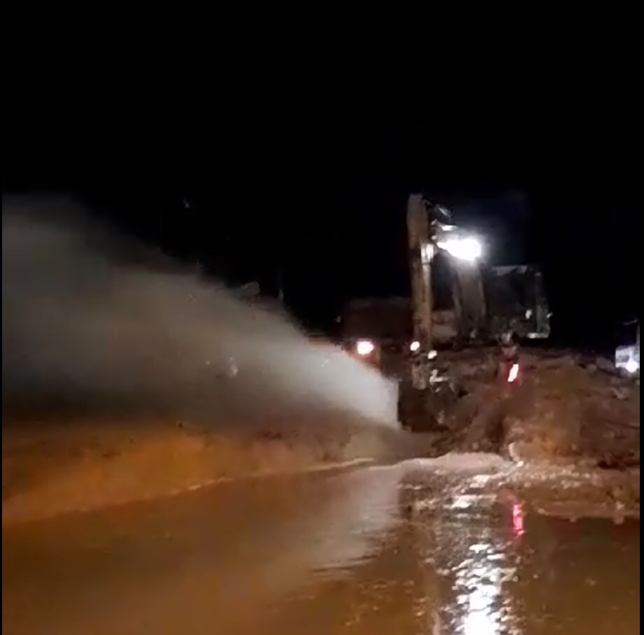 Pipa bocor perumahan cendana