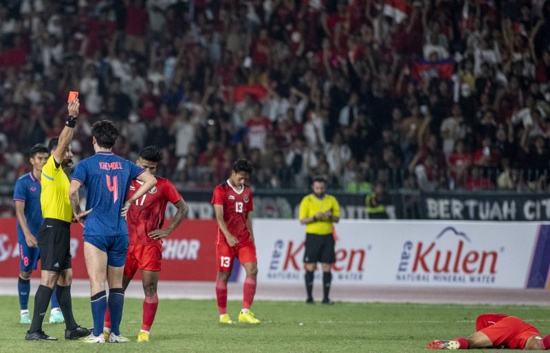 AFC hukum pemain timnas