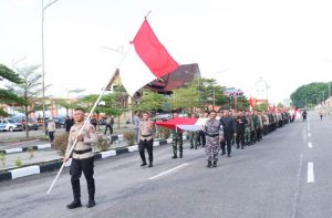 Kirab Kebangsaan TNI-Polri di Karmun jelang HUT kemerdekaan RI ke 78