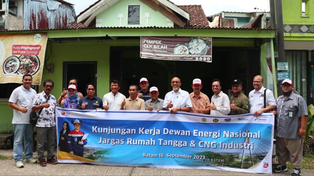 Gas bumi di Batam
