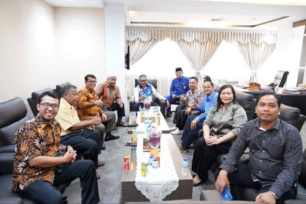 Sekretaris daerah kota batam