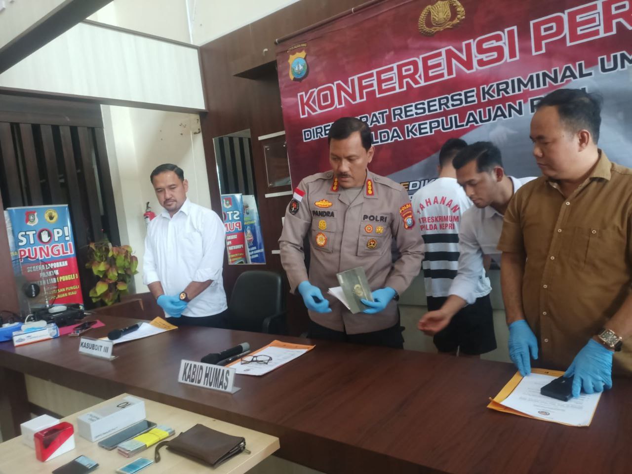 perampokan bos sembako